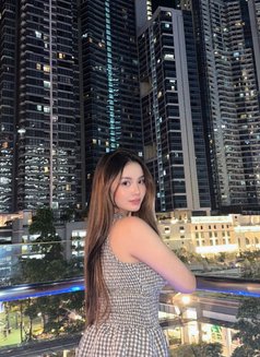 Angelica - escort in Manila Photo 5 of 9