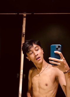 Angelictrouble - Acompañantes masculino in Bali Photo 1 of 4