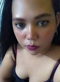 Angelie - escort in Manila Photo 1 of 1