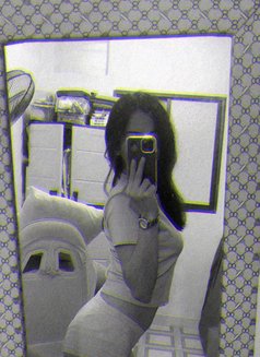 Angelika - Agencia de putas in Manila Photo 8 of 8