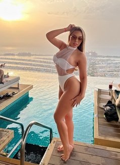 Angelina 🇧🇷 - puta in Dubai Photo 1 of 8