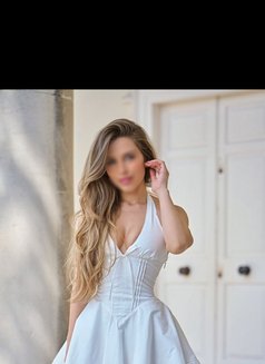 Angelina C Orlova - puta in Singapore Photo 9 of 11