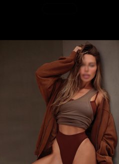Angelina C Orlova - puta in Singapore Photo 11 of 11