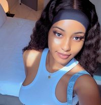 Angelina - escort in Bordeaux