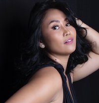 Angelina - puta in Makati City