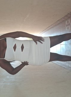 Angelina - escort in Nairobi Photo 4 of 5