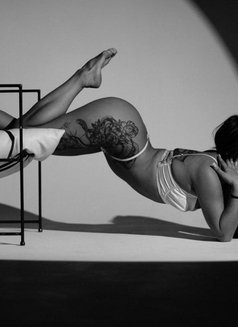 Angelina - escort in Hong Kong Photo 9 of 9