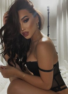 ANGELINA (VIP)XXL - Transsexual escort in Khobar Photo 3 of 7