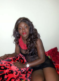 Angellove - escort in Dubai Photo 1 of 7
