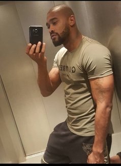 Angelo - Acompañantes masculino in Dubai Photo 1 of 4