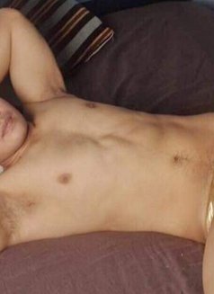 Angelo republic - Male escort in Manila Photo 3 of 4