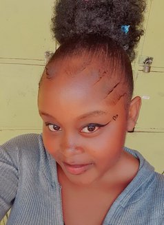 Angelzee - masseuse in Nairobi Photo 4 of 6