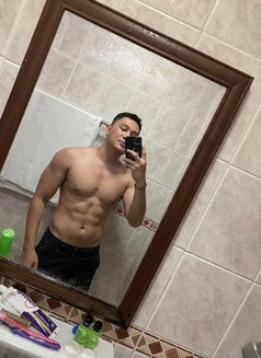 Angga Jkt - Male escort in Jakarta Photo 5 of 11