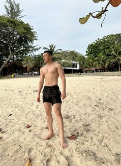 Angga Jkt - Male escort in Jakarta Photo 11 of 11