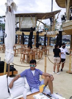 Angga Manly - Male escort in Bali Photo 8 of 9