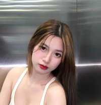 ANGGI - puta in Jakarta