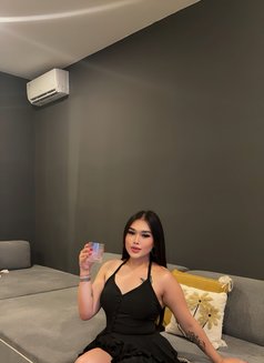 Anggilopez hard dick - Transsexual escort in Bali Photo 6 of 30