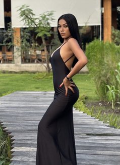 Anggun - escort in Bali Photo 28 of 30
