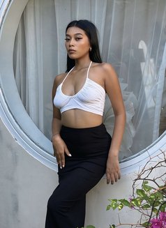 Anggun - escort in Bali Photo 26 of 30