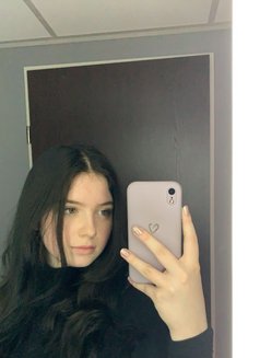 Angi - escort in Amman Photo 1 of 2