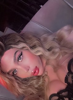 Angie Azzam - Acompañantes transexual in Beirut Photo 27 of 29