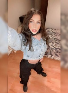 Angie Azzam - Transsexual escort in Beirut Photo 22 of 24