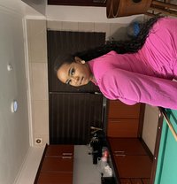 Angie - escort in Accra