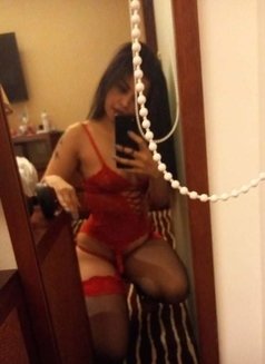 Angie Indonesian Seductive - puta in Hong Kong Photo 1 of 7