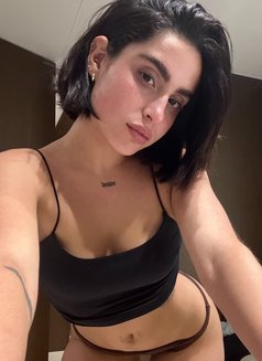 Angiesexyxx - escort in Cannes Photo 1 of 6