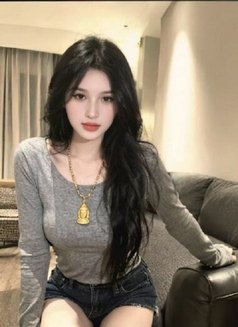 Angin - escort in Kuala Lumpur Photo 4 of 4