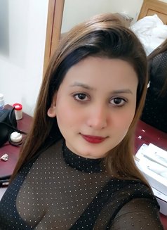 Angita - escort in Singapore Photo 1 of 5