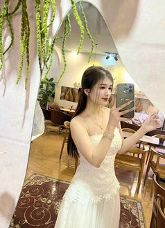 Angle - escort in Malta Photo 3 of 6