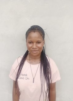 Angle - escort in Kuwait Photo 1 of 2