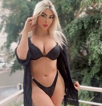 Ango 20cm لبنانيه - Transsexual escort in Beirut Photo 25 of 29