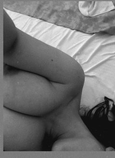 Ani - escort in Yerevan Photo 7 of 10