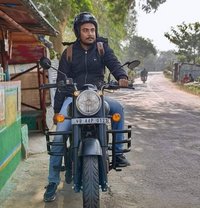 Ani - Acompañantes masculino in Kolkata