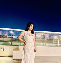 Anie - adult performer in Şalālah