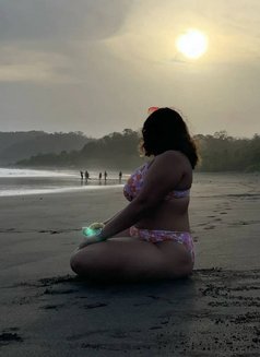 Ashi - escort in Mumbai Photo 1 of 4