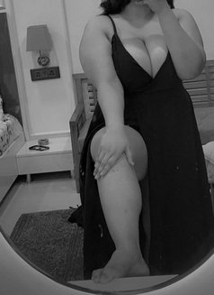 Ashi - escort in Mumbai Photo 3 of 4