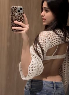Anika - escort in Mumbai Photo 1 of 1