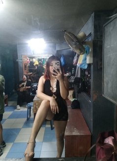 Anika - escort in Manila Photo 3 of 4