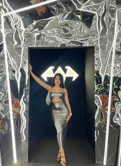 Anika - escort in Dubai Photo 4 of 9
