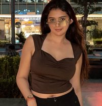 Anika - puta in Maldives