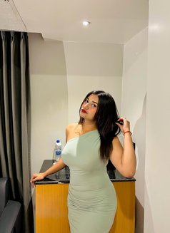 Anika - escort in Mumbai Photo 2 of 4
