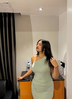 Anika - escort in Mumbai Photo 3 of 4