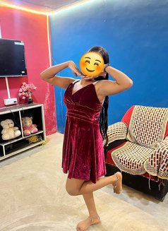 Anika - escort in Mumbai Photo 1 of 1