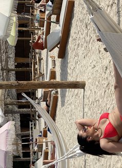 Anika - escort in Muscat Photo 9 of 11