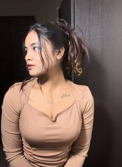 Anika Rao - puta in Pune Photo 2 of 3
