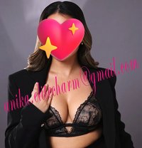 Anika High Profile Independent Companion - puta in Noida