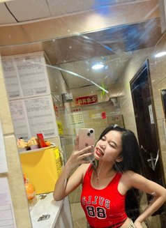 Anika Vi - escort in Taipei Photo 9 of 11